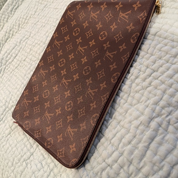 NWT Louis Vuitton Etui Voyage MM - Picture 4 of 10